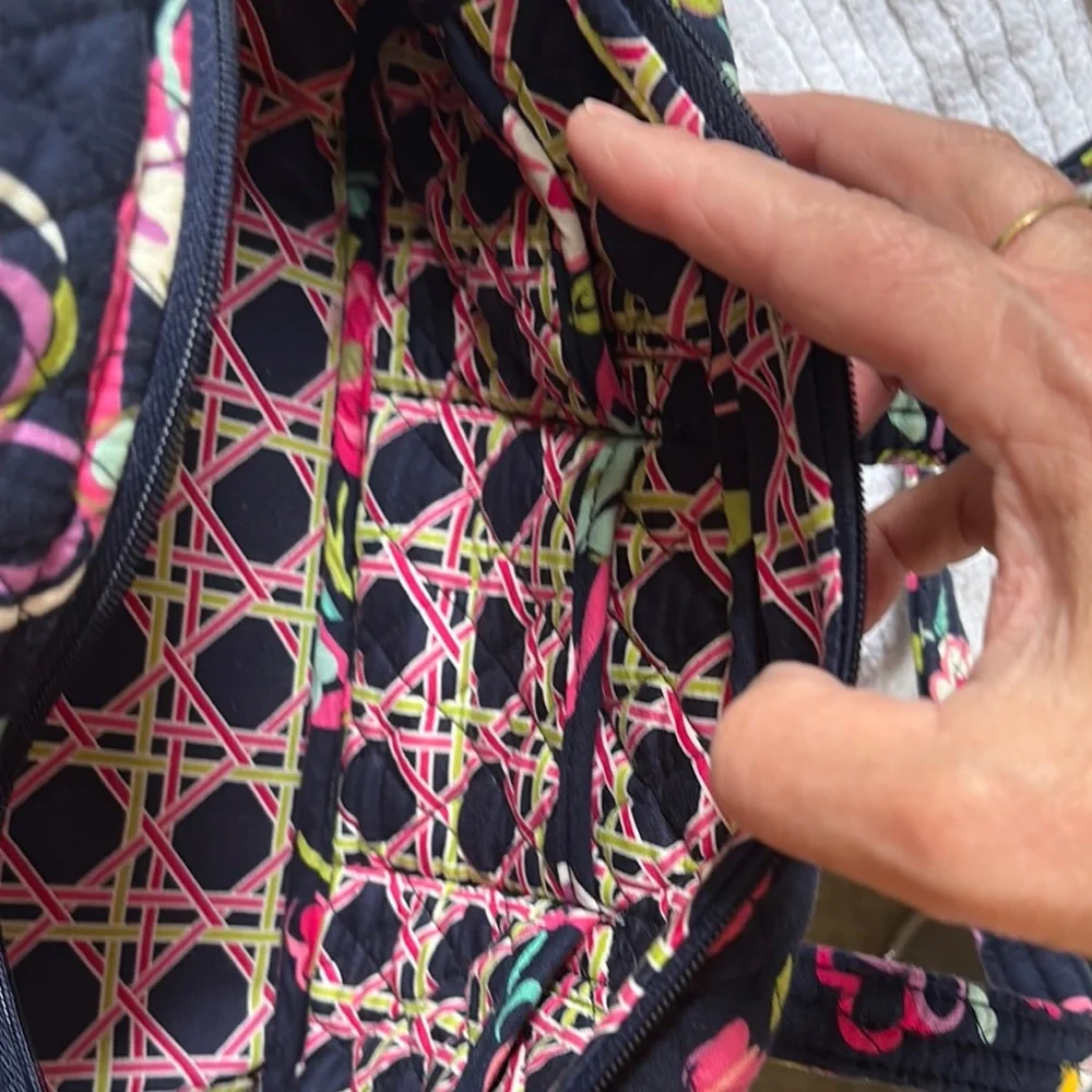 Vera Bradley Black and Pink Quilted Shoulder Bag - Picture 5 of 8